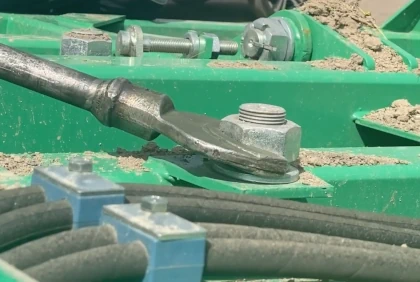 Зубова борона УДА 4,5 у транспортному положенні