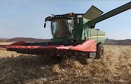 Жатка кукурудзяна 8 рядкова Corn Plant – робочий процес